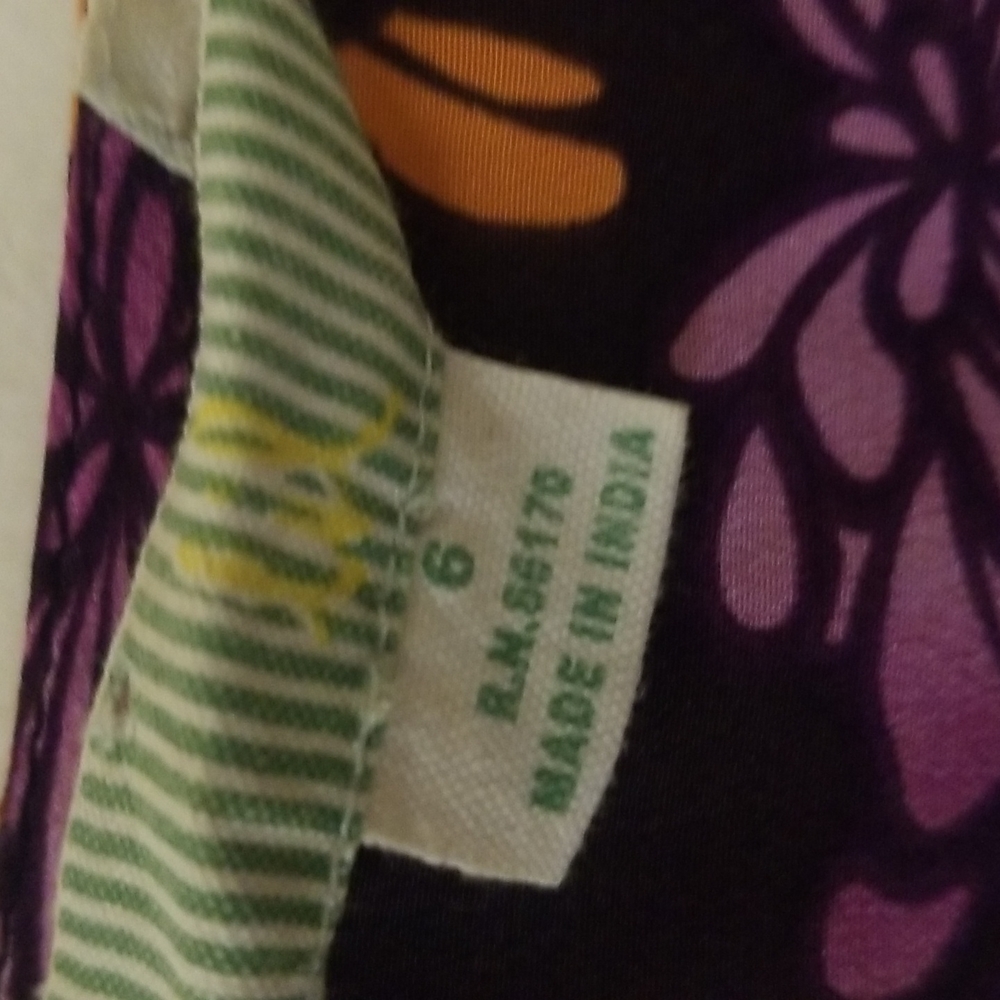 Urban Outfitters silk Top with frails at the neck - Picture 2 of 9